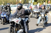 Zdjęcie: ZAKOŃCZENIE SEZONU MOTOCYKLOWEGO LESZNO 2015_wjazd na plac czII
