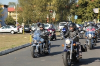 Zdjęcie: ZAKOŃCZENIE SEZONU MOTOCYKLOWEGO LESZNO 2015_wjazd na plac czII
