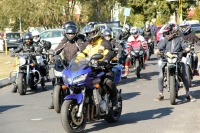 Zdjęcie: ZAKOŃCZENIE SEZONU MOTOCYKLOWEGO LESZNO 2015_wjazd na plac czII