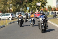 Zdjęcie: ZAKOŃCZENIE SEZONU MOTOCYKLOWEGO LESZNO 2015_wjazd na plac czII