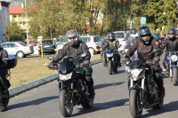 Zdjęcie: ZAKOŃCZENIE SEZONU MOTOCYKLOWEGO LESZNO 2015_wjazd na plac czII