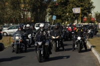 Zdjęcie: ZAKOŃCZENIE SEZONU MOTOCYKLOWEGO LESZNO 2015_wjazd na plac czII
