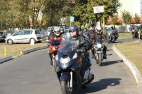 Zdjęcie: ZAKOŃCZENIE SEZONU MOTOCYKLOWEGO LESZNO 2015_wjazd na plac czII