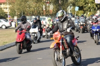 Zdjęcie: ZAKOŃCZENIE SEZONU MOTOCYKLOWEGO LESZNO 2015_wjazd na plac czII