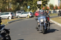 Zdjęcie: ZAKOŃCZENIE SEZONU MOTOCYKLOWEGO LESZNO 2015_wjazd na plac czII