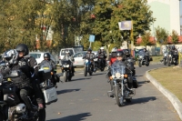 Zdjęcie: ZAKOŃCZENIE SEZONU MOTOCYKLOWEGO LESZNO 2015_wjazd na plac czII