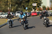 Zdjęcie: ZAKOŃCZENIE SEZONU MOTOCYKLOWEGO LESZNO 2015_wjazd na plac czII